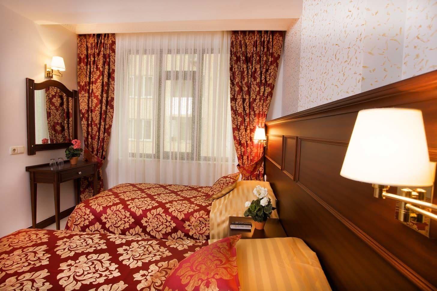 Istanbul Newcity Hotel Exterior photo